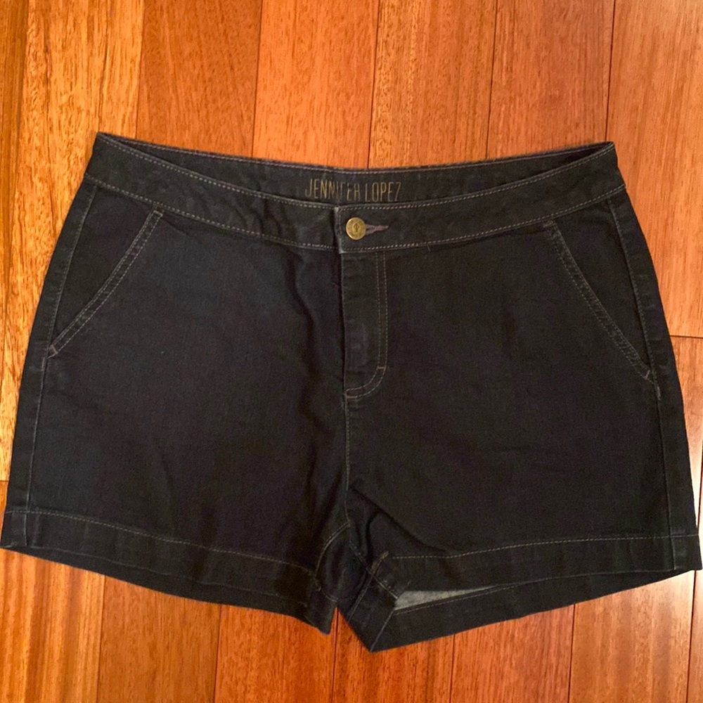 Jennifer Lopez Jean short